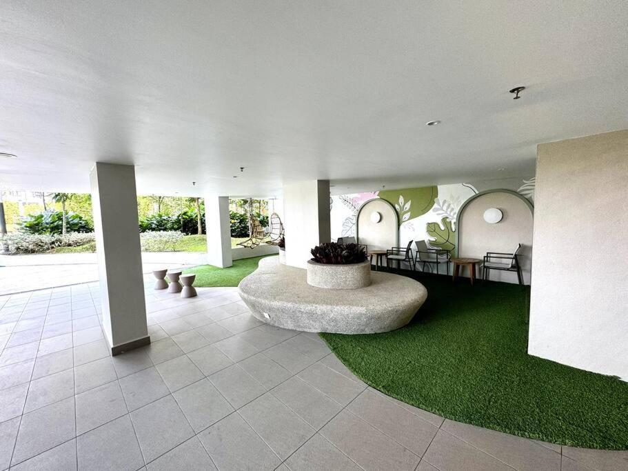 2r2b Gaia Gamuda Garden Skylineluge Apartment Rawang